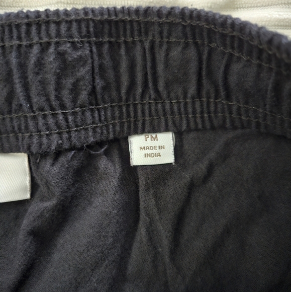 Breckenridge Black Casual Drawstring Capri Pants Size P/M - Picture 8 of 11